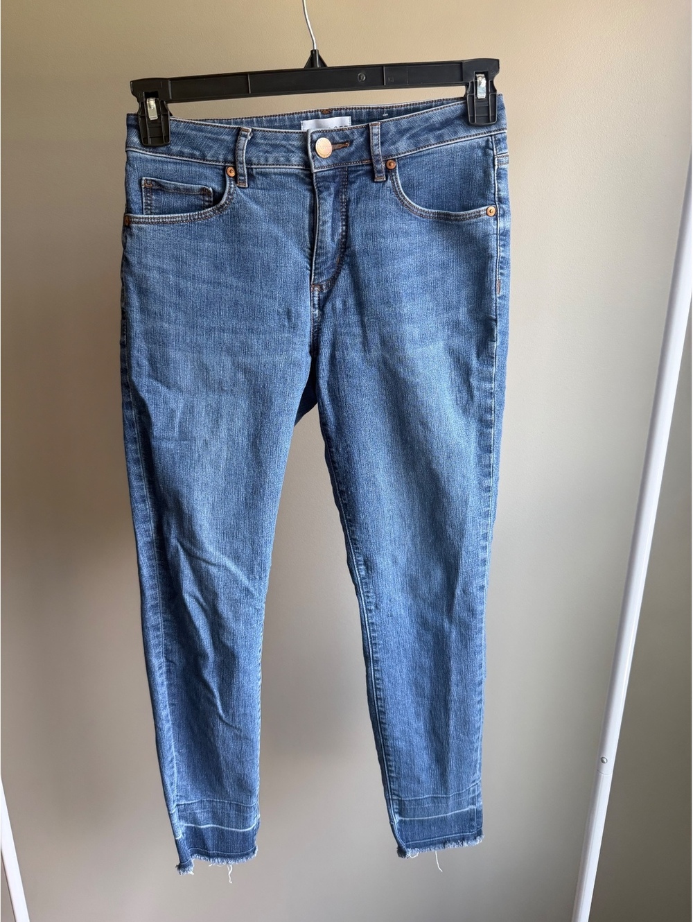 Loft Curvy Skinny Jeans Distressed Hem